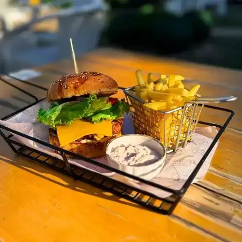 Cheese Burger